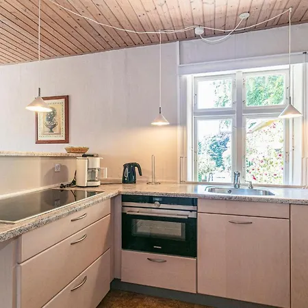 Risegard, Lejl A * Åkirkeby